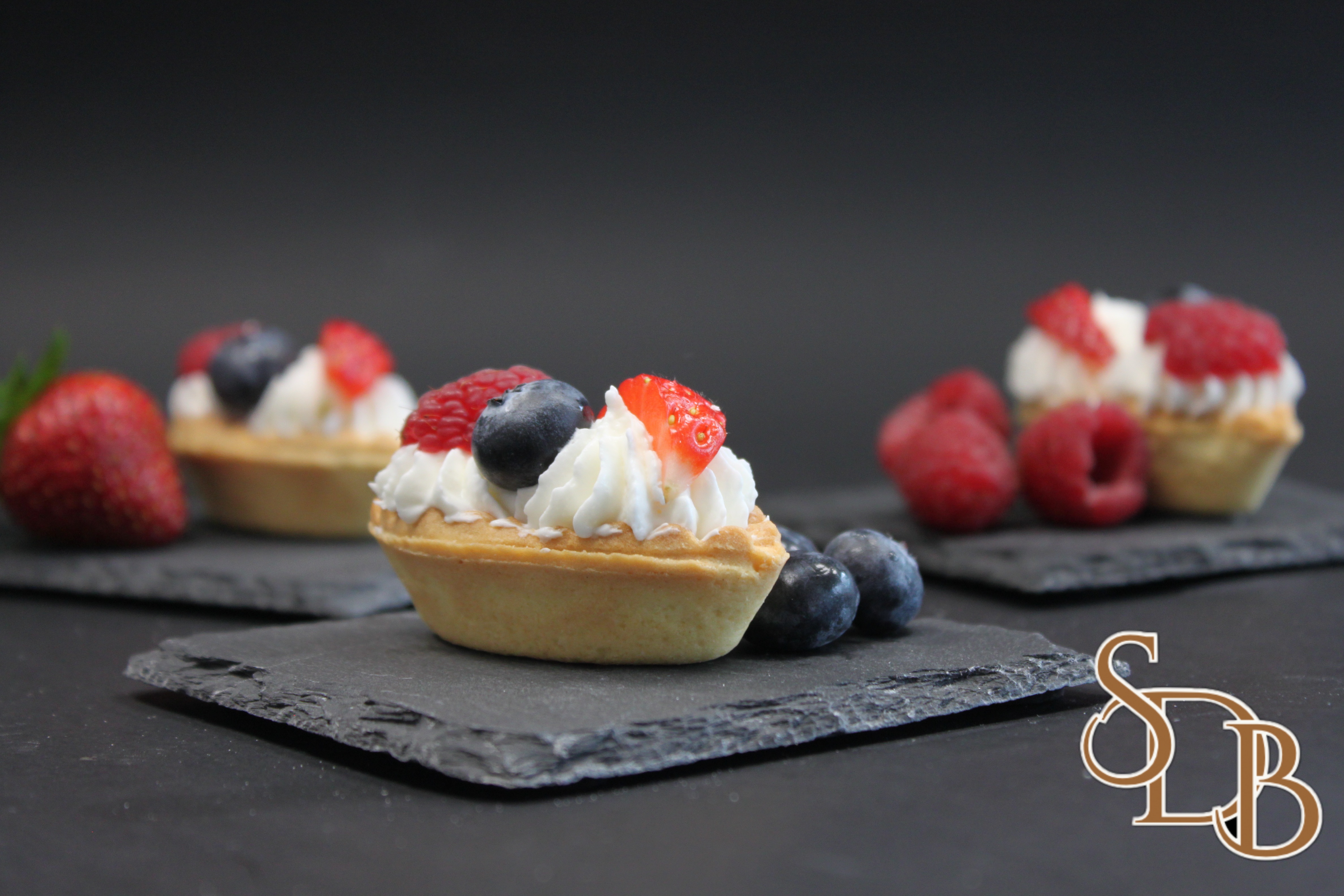 Лодка с млечен крем